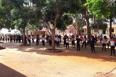 Bài tập thể dục giữa giờ trường TH&THCS Đinh Núp Bài tập thể dục giữa giờ trường TH&THCS Đinh Núp